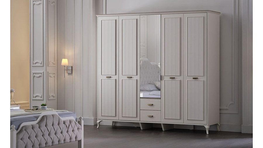 Andera 5-türiger Kleiderschrank