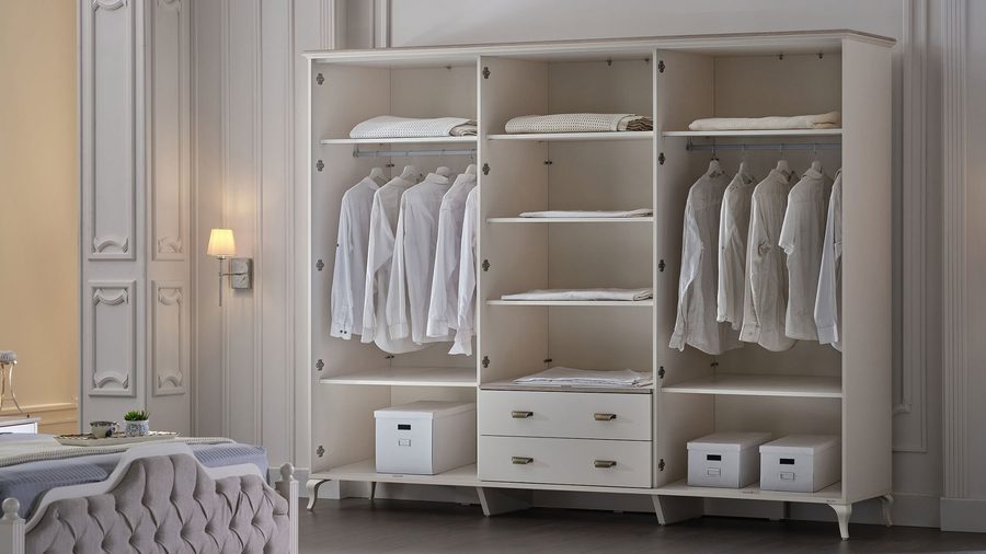 Andera 6-türiger Kleiderschrank