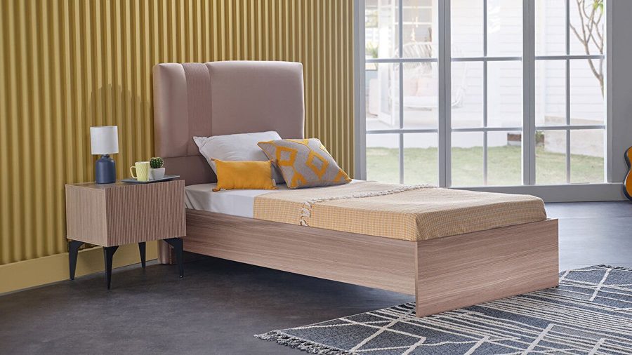 Arles Nachtkästchen