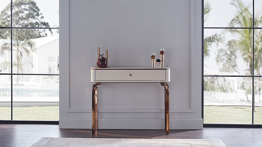 Larissa Sideboard