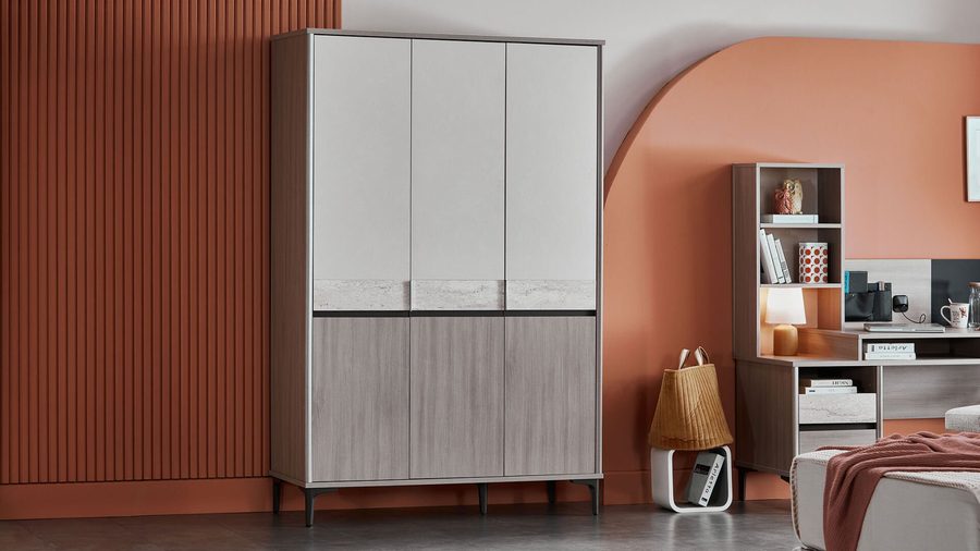 Mona 3-türiger Kleiderschrank