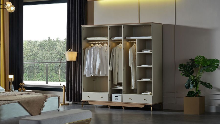 Montella 5-türiger Kleiderschrank