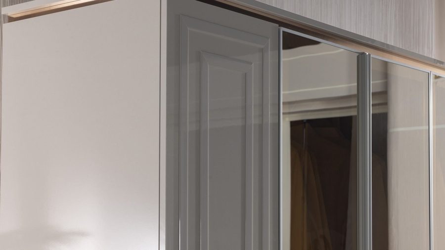 Briella Cam 6 -türig Schrank