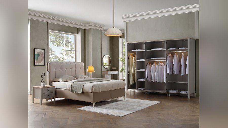 Fiona 6-türiger Kleiderschrank