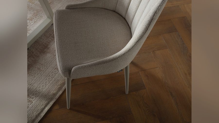 Fiona 8235 Stuhl