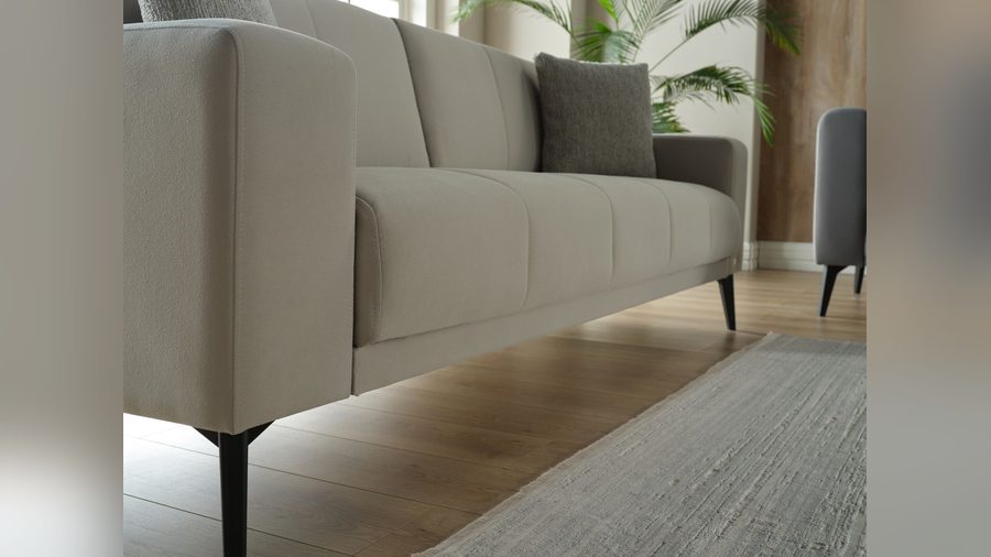 Freya 3-Sitzer Sofa mit Zierkissen