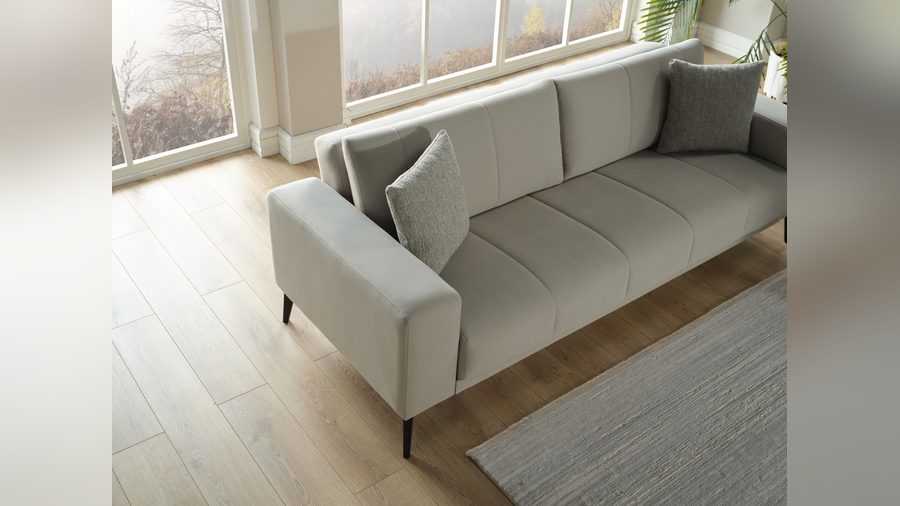 Freya 3-Sitzer Sofa mit Zierkissen