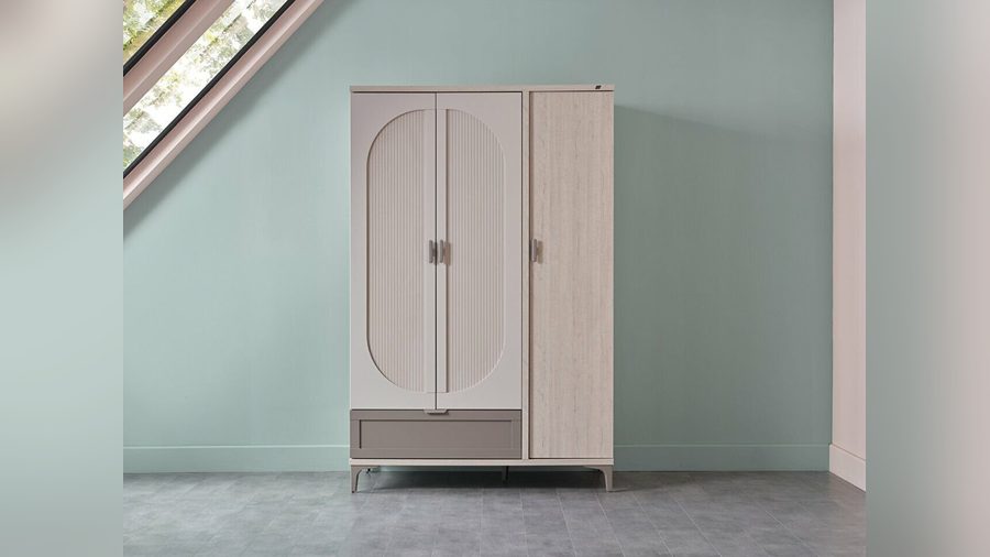 Hera 3-türiger Kleiderschrank
