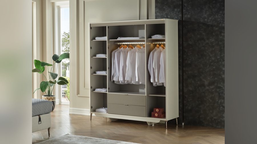 Lexus 4-türiger Kleiderschrank