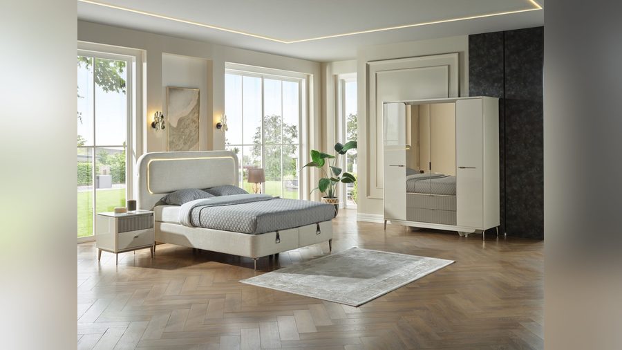 Lexus 4-türiger Kleiderschrank