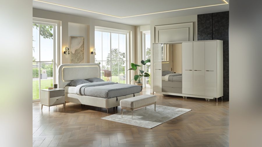 Lexus 6-türiger Kleiderschrank