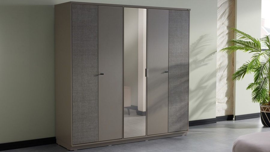 Truva 5-türiger Kleiderschrank