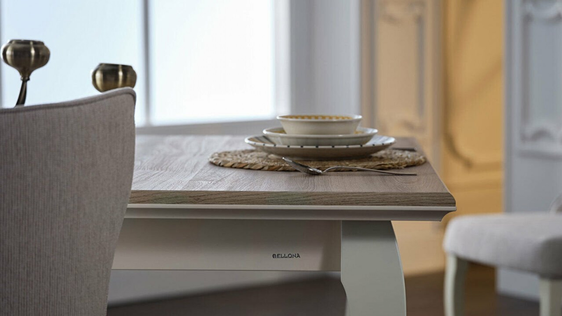 Andere Esstisch, ausziehbar