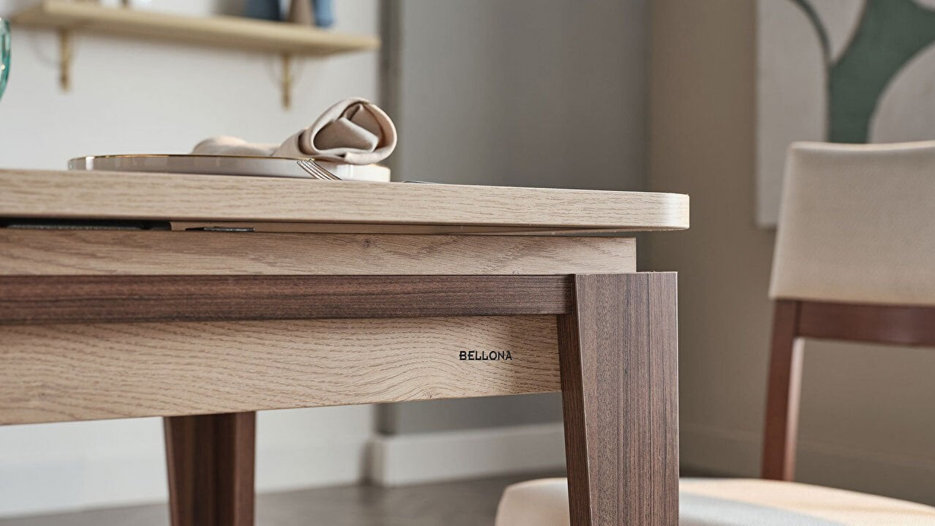 Nidya Esstisch, ausziehbar