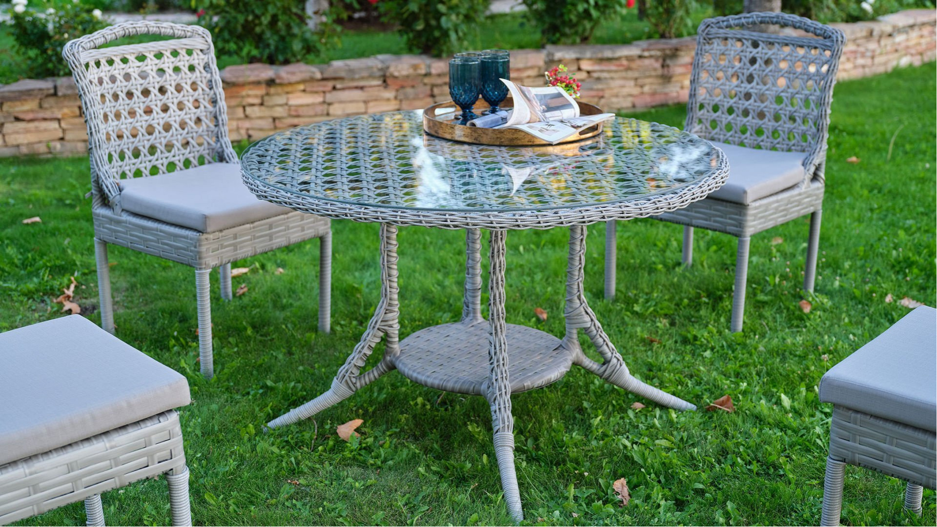 Pernilla Gartentischgruppe