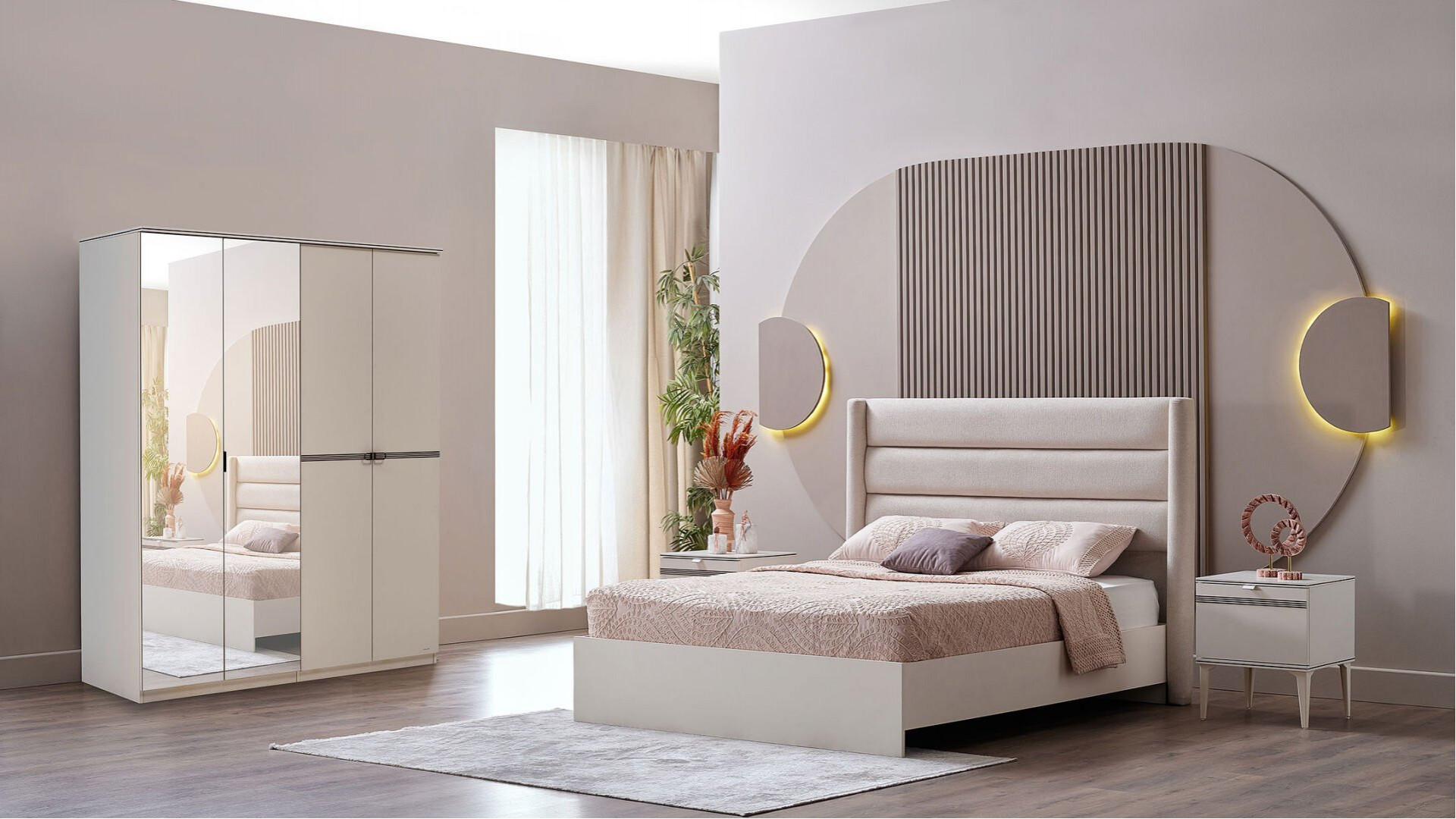 Nadia 4-türiger Kleiderschrank