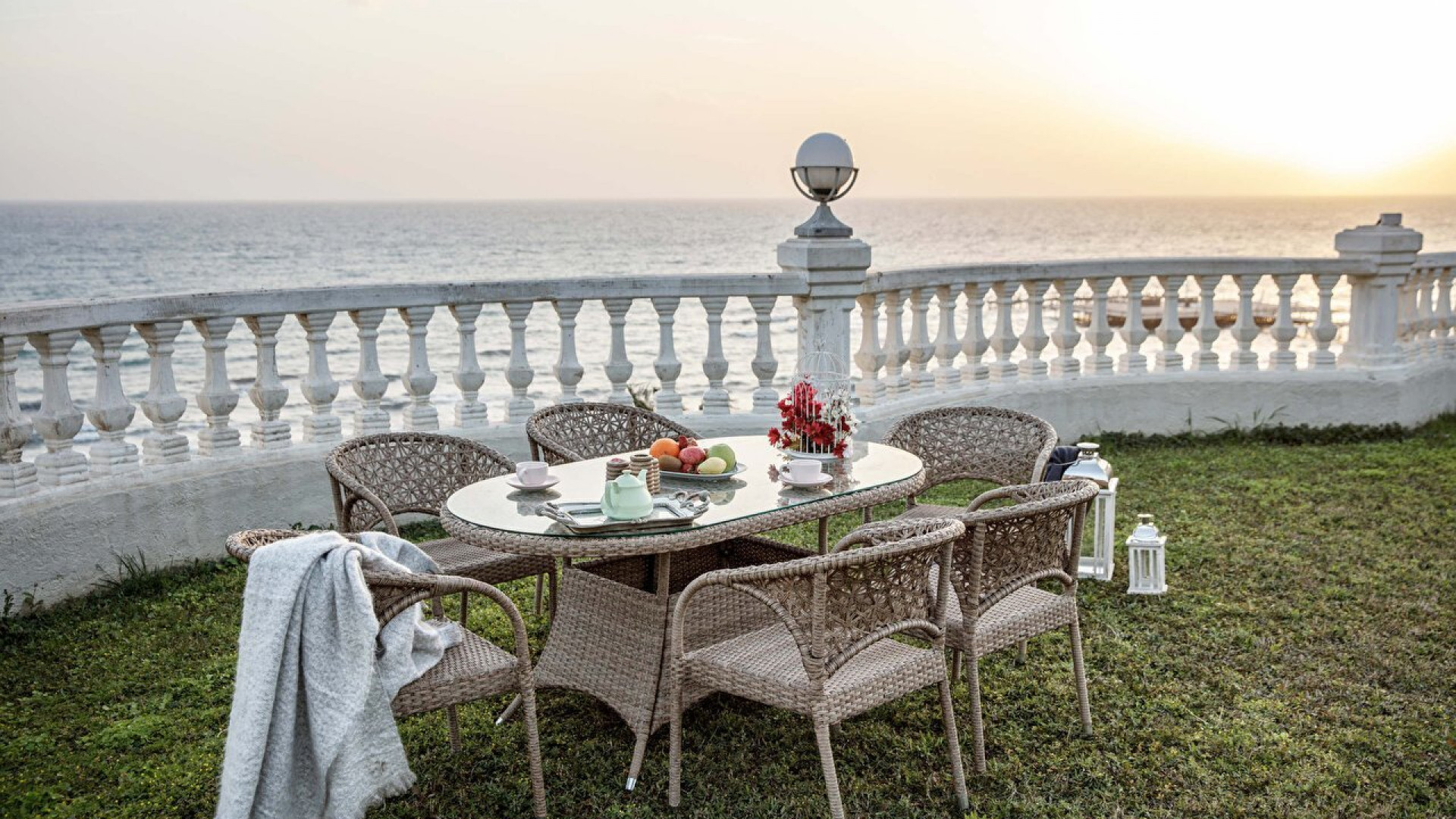 Defne oval Gartentischgruppe