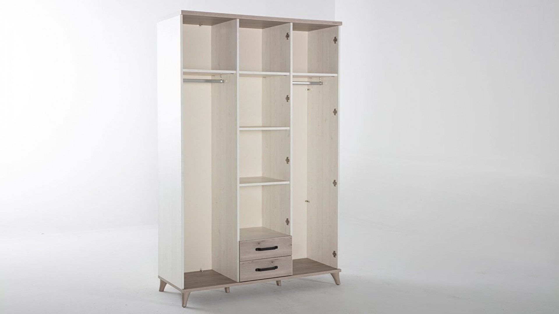 Montes 3-türiger Kleiderschrank