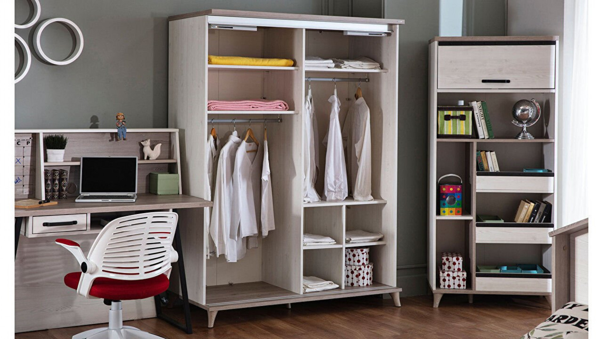 Montes Jugendzimmer Schiebetür-Kleiderschrank