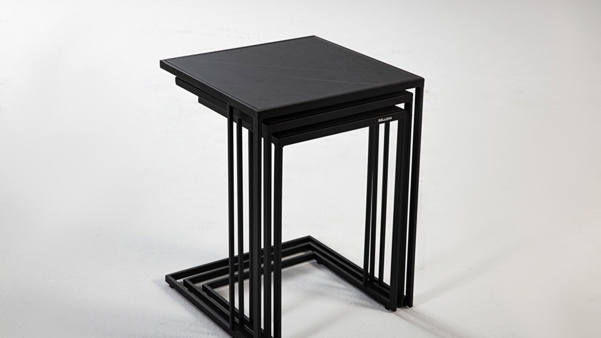 Marses Beistelltisch