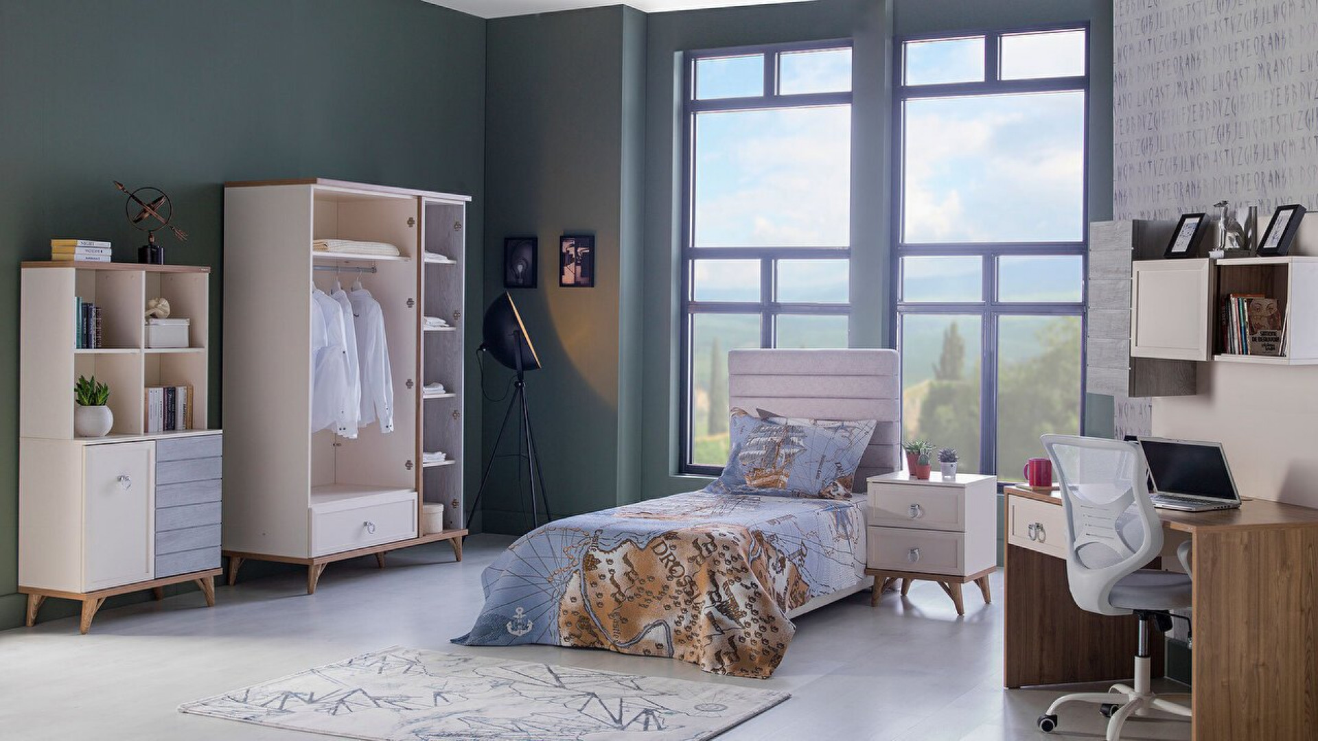 Mavenna 3-türiger Kleiderschrank