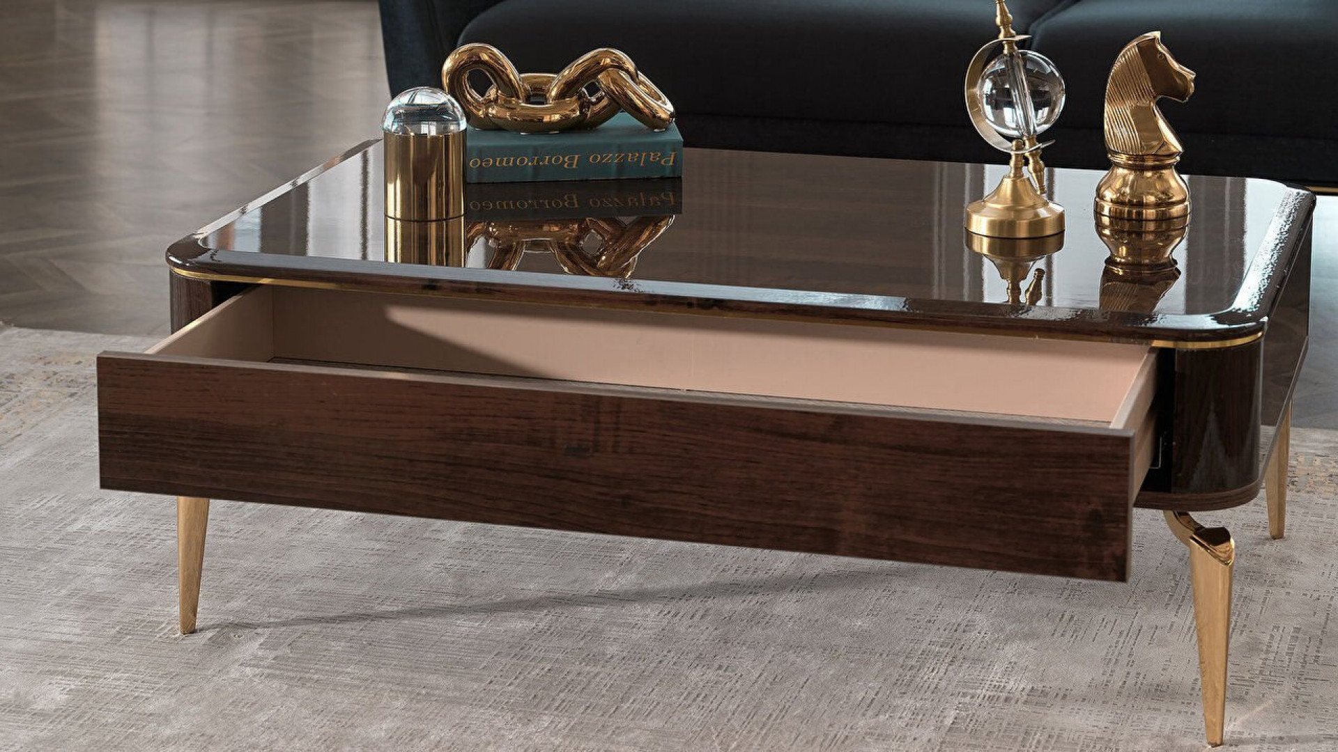 Plaza Couchtisch - Walnuss