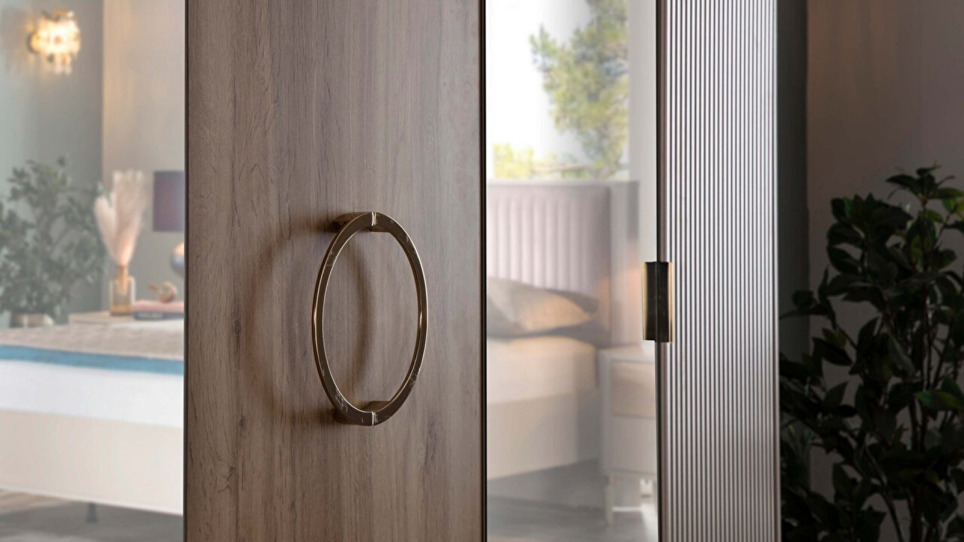 Sanvito 5-türiger Schrank