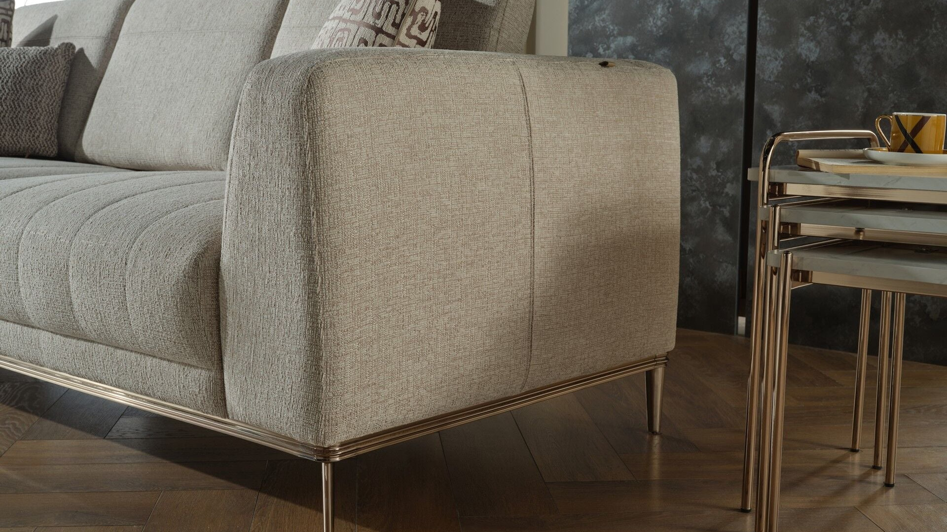 Lexus 3er-Sofa