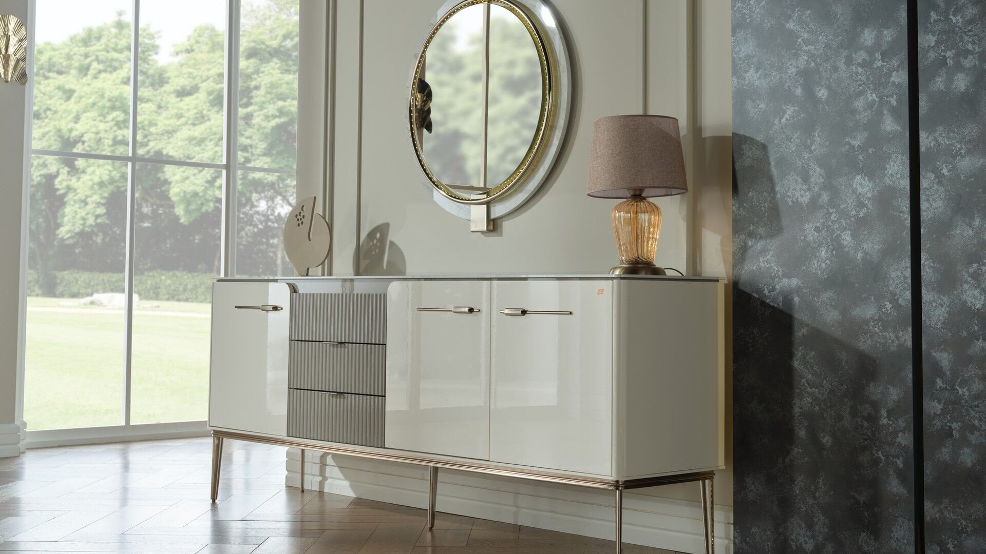Lexus Sideboard