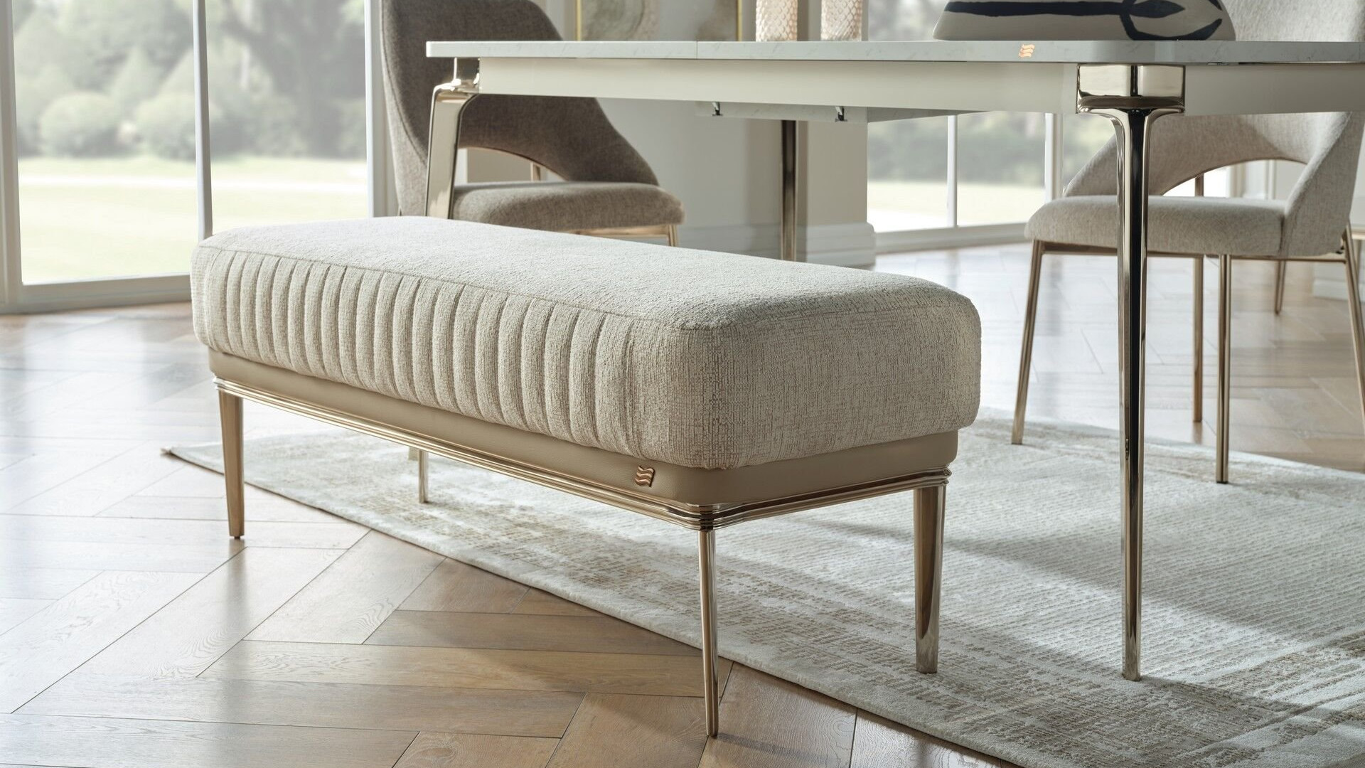 Lexus Sitzhocker Beige
