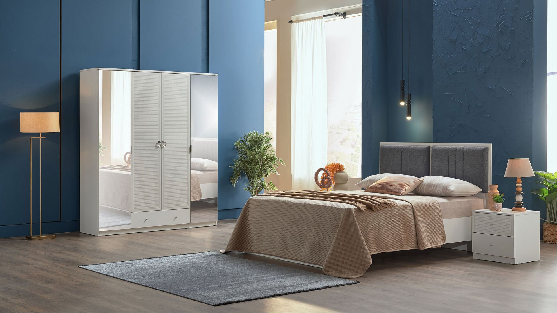 Majer 4-türiger Kleiderschrank