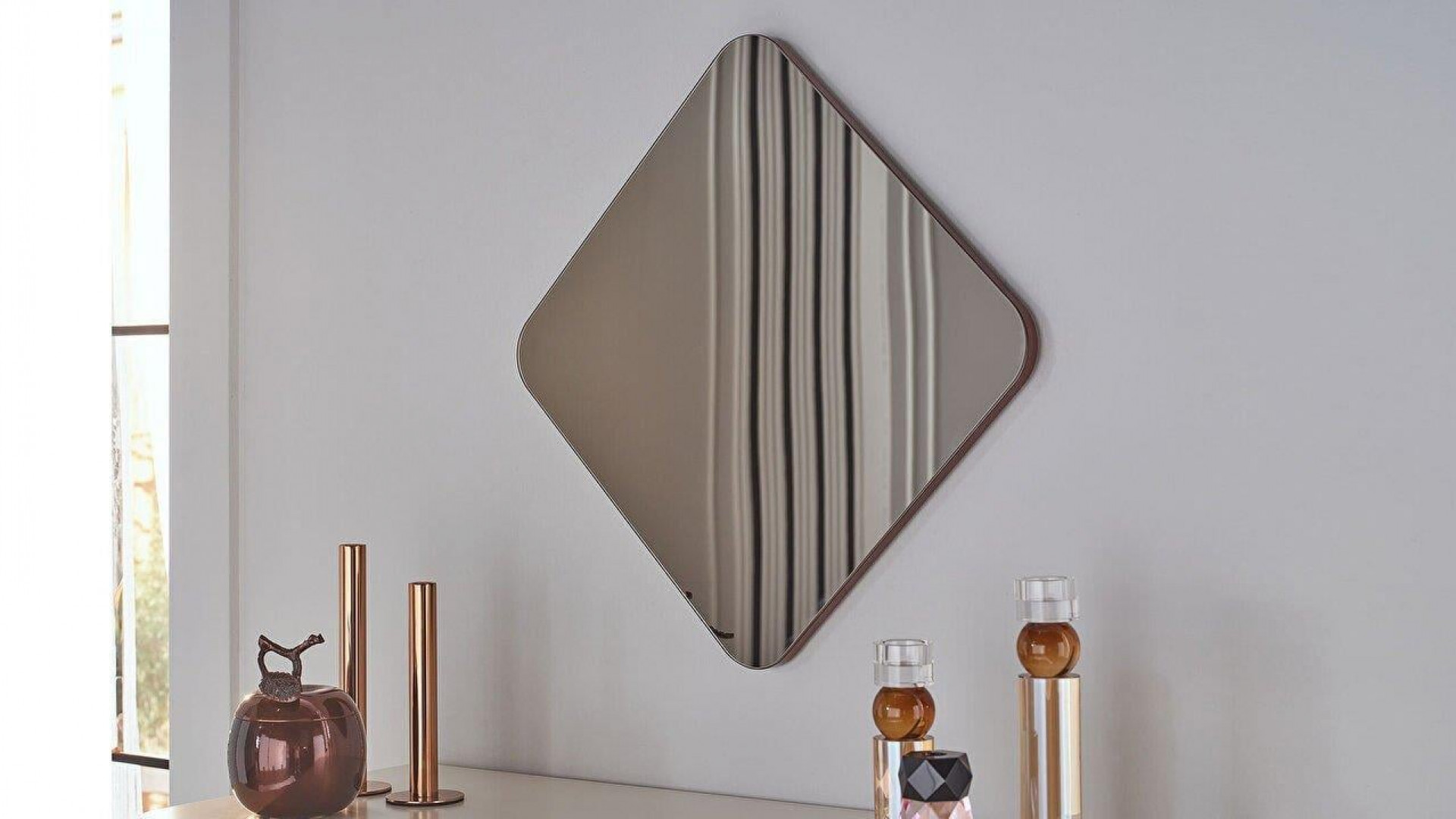 Larissa Schminktisch + Spiegel