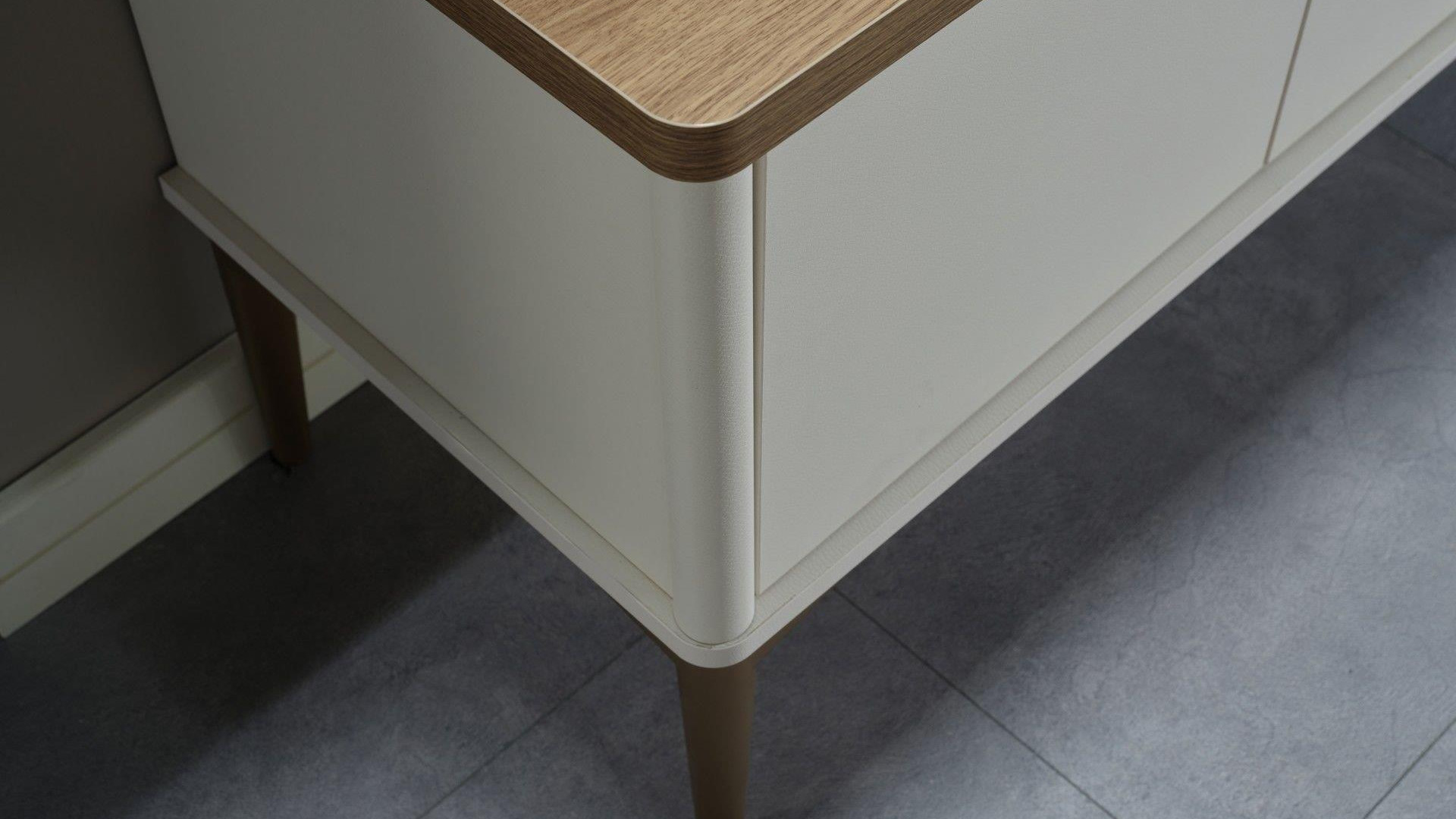 Lavita Mini Lowboard