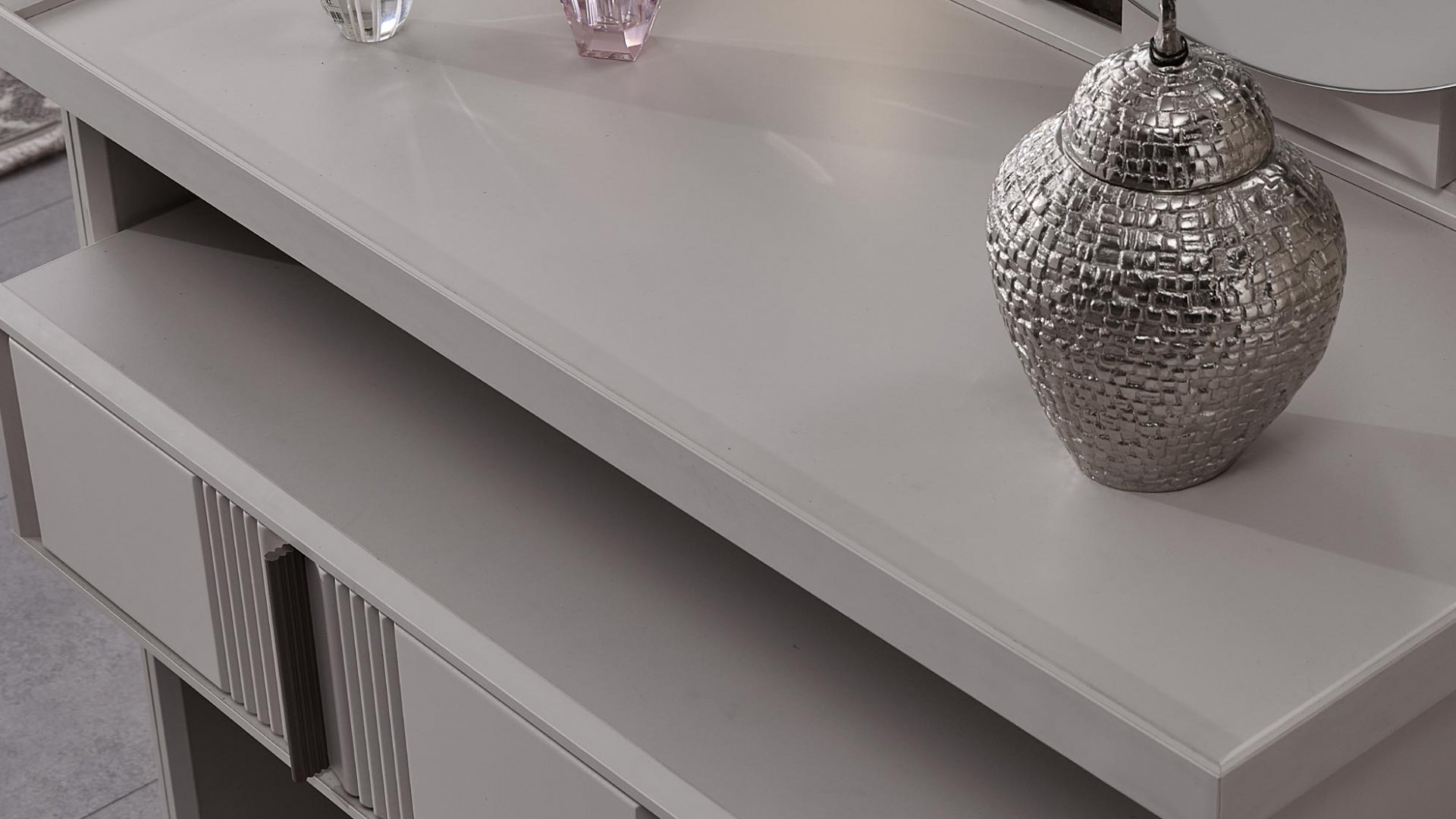 Cenova Schlafzimmer-Set